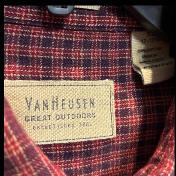 Men’s long sleeve Van Heusen button down shirt - Picture 2 of 5